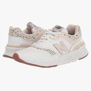 New Balance Women's White and Tan Sneakers